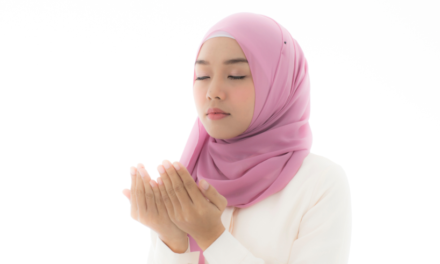 Spiritual Wazifa for Marriage Uncertainty Inspired by Surah Al-Mujadila