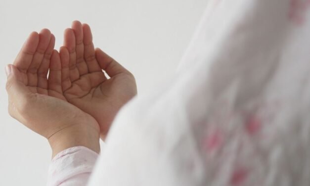 Surah Fatiha Wazifa for Marriage Ease